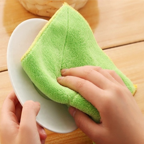 RĘCZNIK ŚCIERECZKA MIKROFIRBRA 30x30cm