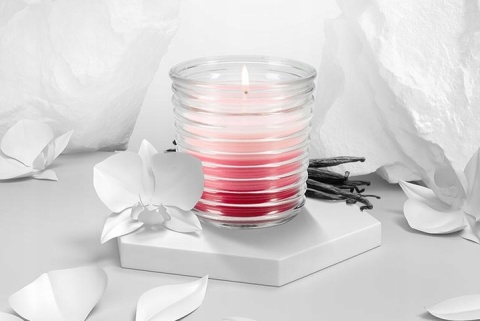 BISPOL, LETNI PORANEK ŚWIECA ZAPACHOWA TRÓJKOLOROWA W SZKLE