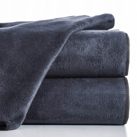 RĘCZNIK AMY 09 70X140CM/X3 380 RE/AMY/09/CZAR 70 47686