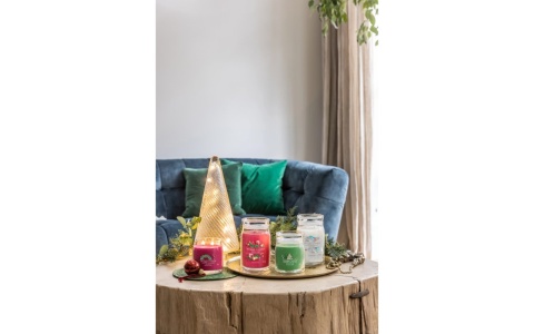 YC SIGNATURE - Świeca duża MAGICAL BRIGHT LIGHTS