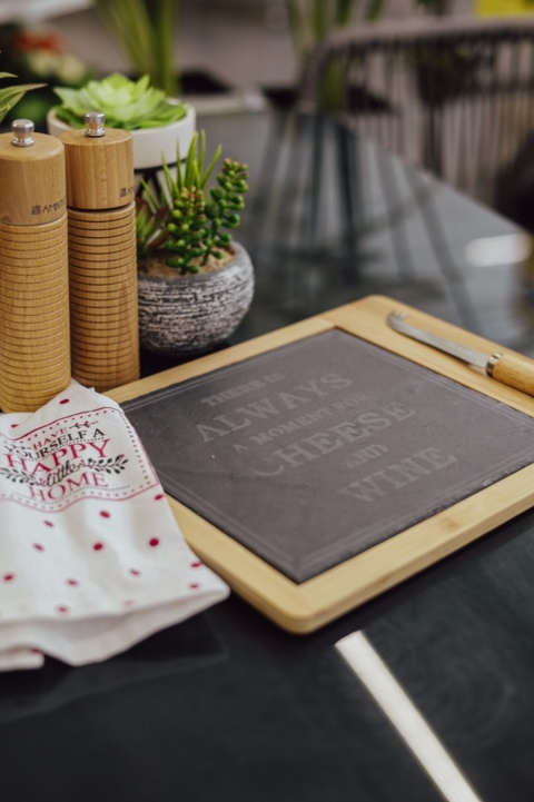 Deska do serwowania serów łupek i bambus 30x24cm