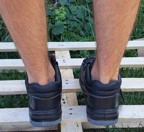 OBUWIE ochronne 701 r. 42