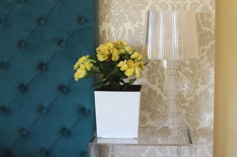 LA552 Doniczka juka 250x250/ biały