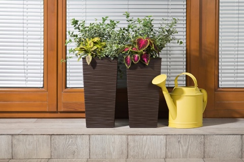 LA589 Doniczka FINEZJA 250x250 dłuto /czarny