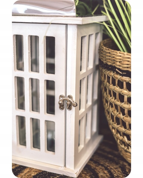 Lampion 32CM BIAŁY DOMEK