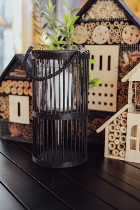 Lampion bambusowy na jutowym sznurku czarny 30cm