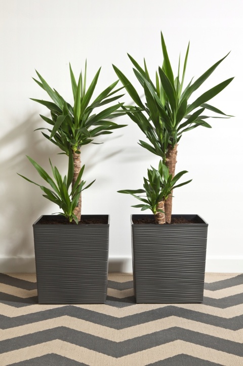 Doniczka JUKA 300x300 dłuto - czarny