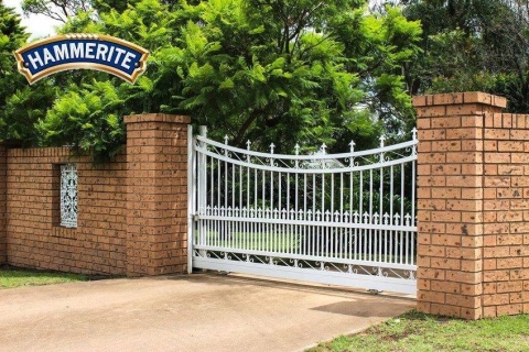 AKZO HAMMERITE Połysk Biały 0,7L