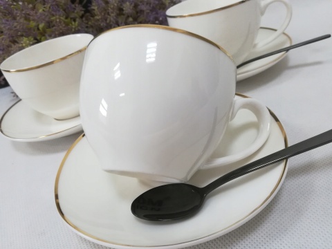 BELLA ZŁOTA LINIA FILIŻANKA 270 ML ZE SPODKIEM 15 CM PORCELANA KREMOWA W OPASCE NEW