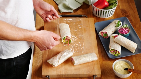 Folia do żywn./30m/pudełko z ostrzem/jn