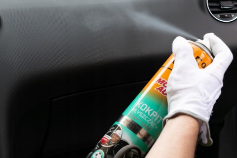 Kokpit błyszczący SPORT 600ml+25% gratis Moje Auto (19-580)