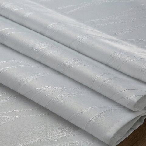 OBRUS DEKORACYJNY CHO/ERIKA/B+SREB 140X180 B+SREB