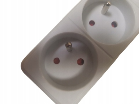 PRZEDŁUŻACZ Z UZIEMIENIEM / 3G / 3M