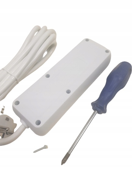 PRZEDŁUŻACZ Z UZIEMIENIEM / 3G / 3M