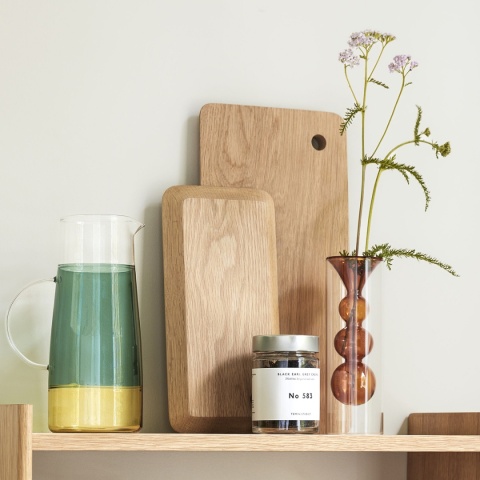 Szklany wazon bursztynowy