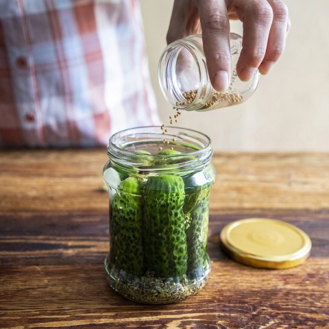 Słoik fisz karbowany 500ml z zak złotą fi82 - 6szt