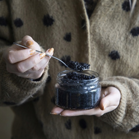 Słoik kawiorowy 200ml fi82/6 z zak. czarna 6szt 132222