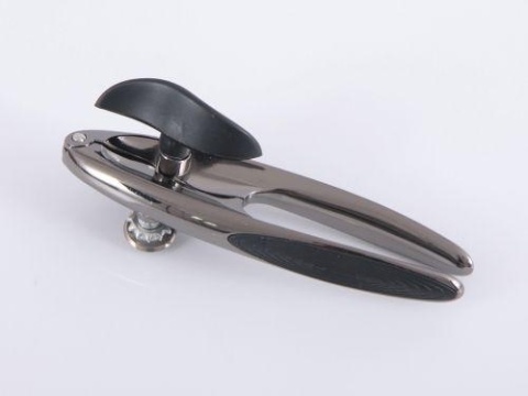 AM - OTWIERACZ DO PUSZEK CZARNY CHROM / 96609