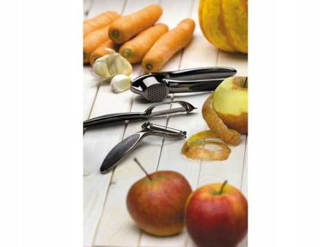 AM - WYCISKACZ DO CZOSNKU CZARNY CHROM / 96612