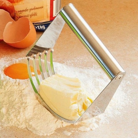 SIEKACZ DO CIASTA KRUCHEGO 9110