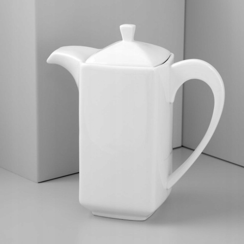 AM-PORTO DZBANEK 600ML