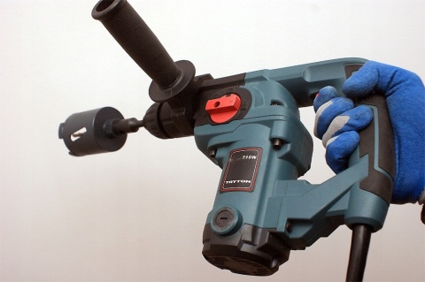 MŁOTO-WIERTARKA SDS+ 710W TRYTON