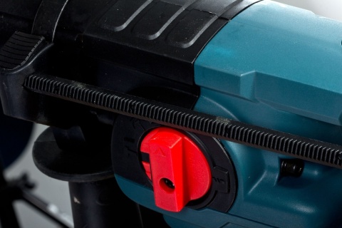 MŁOTO-WIERTARKA SDS+ 710W TRYTON