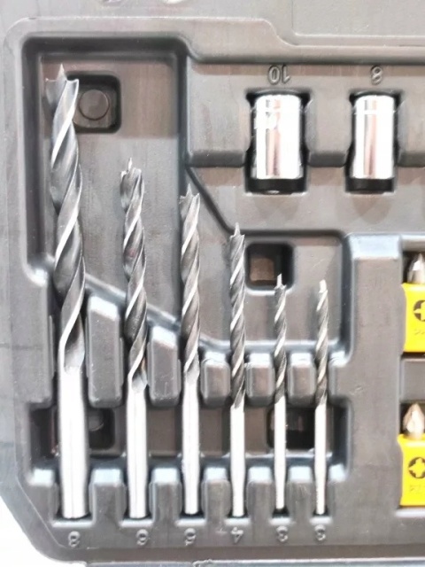 Zestaw do wiercenia i wkęcania 50 szt STA88546-XJ