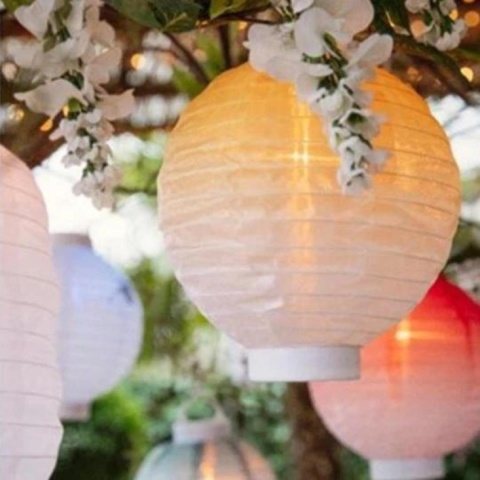 Lampion solarny biały nylon efekt naturalnego ogni