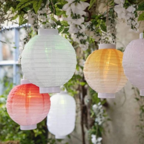 Lampion solarny biały nylon efekt naturalnego ogni