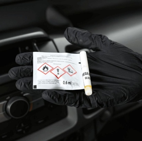 Szybkoschnący klej do lusterka wstecznego 6ml