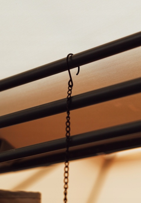 Lampa solarna wisząca czarna 11x75 cm