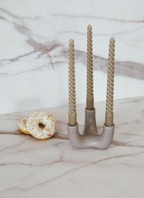 Świecznik szary do długich świec 3 ceramiczny boho
