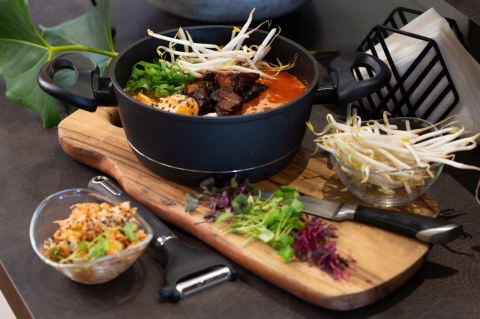 GARNEK ROYAL 20cm z/p 2,5L 6736 !