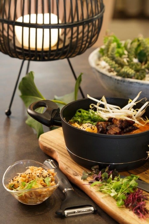 GARNEK ROYAL 20cm z/p 2,5L 6736 !