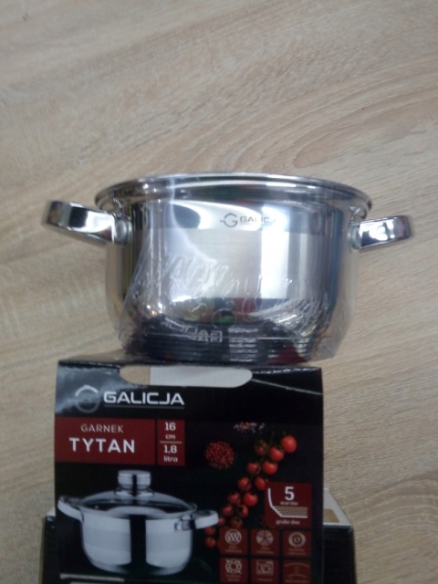 GARNEK TYTAN 16cm/1,8L 19785