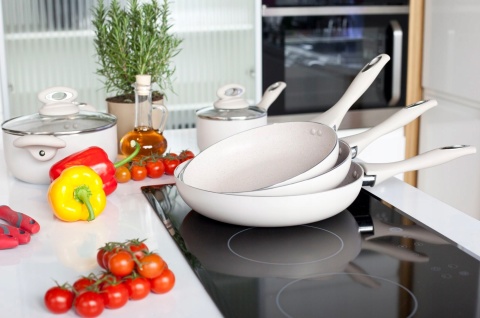 PATELNIA GRANITA 20cm 5601