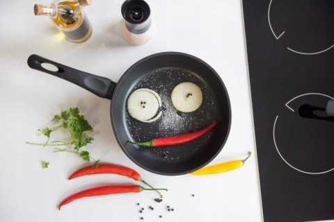 PATELNIA ROYAL 20cm 2894